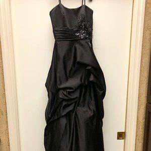 Black ruched prom dress